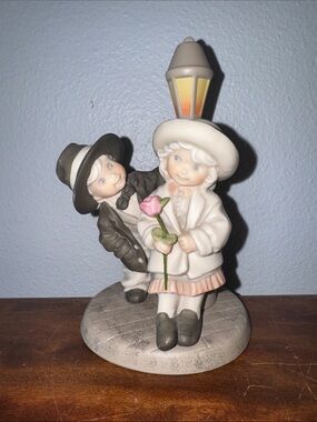 Vintage 1996 Enesco #201782 “Peekaboo, I Love You” Figurine by Kim Anderson
